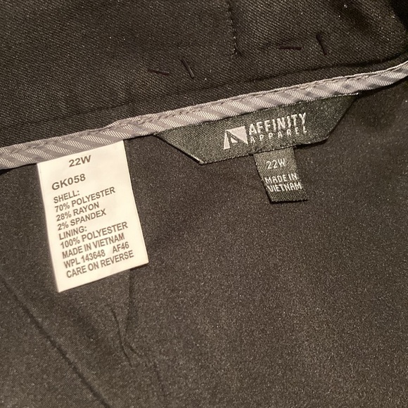 Affinity Apparel black skirt NWT - Picture 5 of 5
